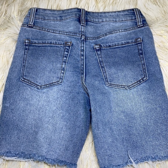 Wild Fable - Destroyed High Rise Shorts Size 0 - Picture 6 of 7